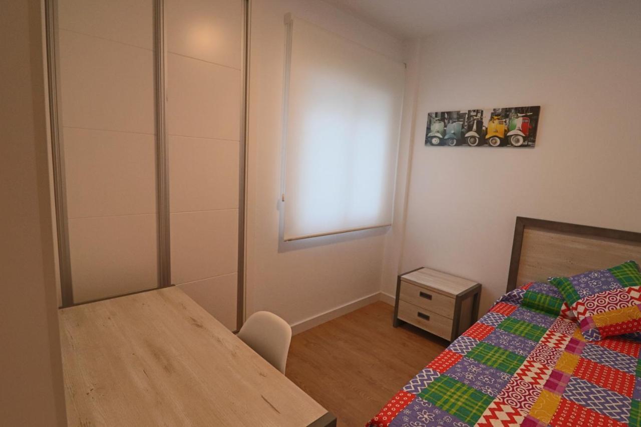 Poeta 2 Bedroom Apartment 丰希罗拉 外观 照片