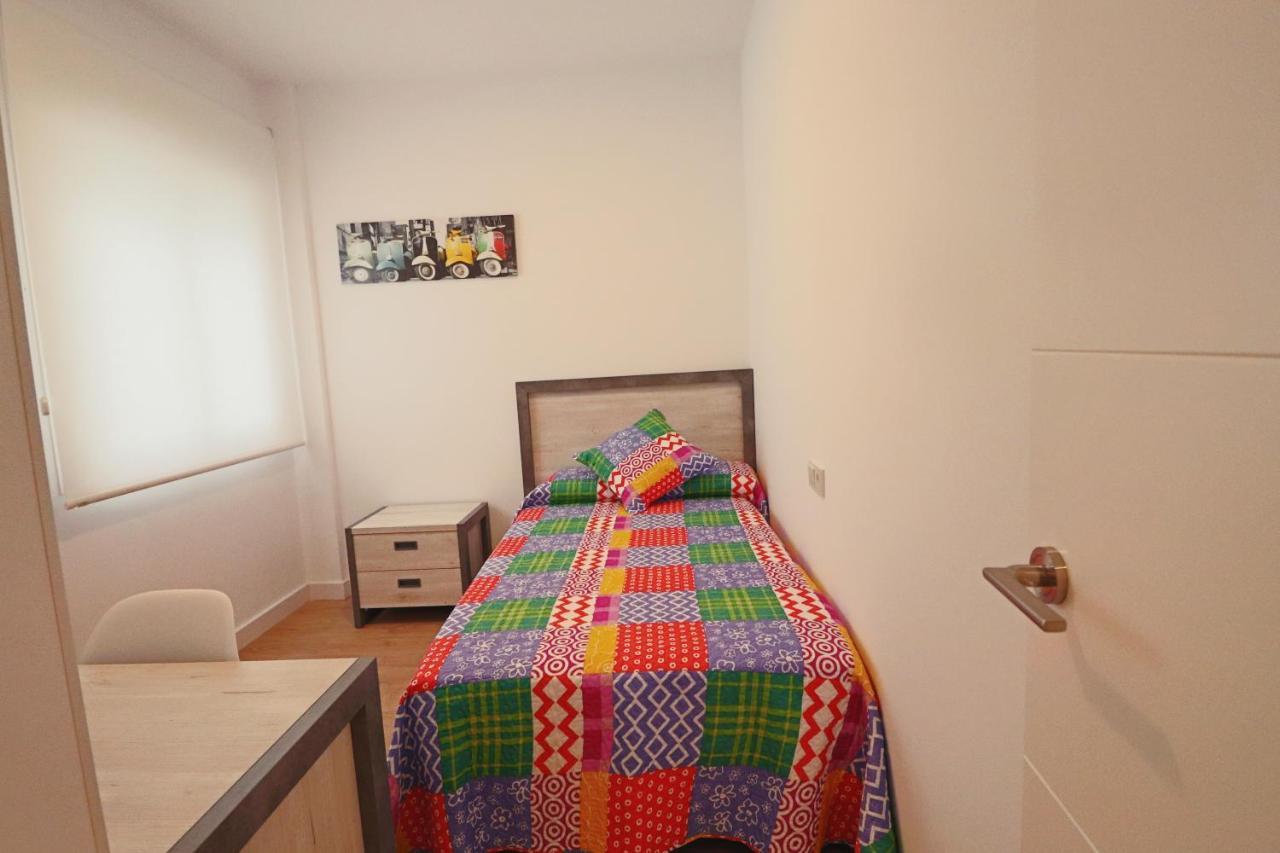 Poeta 2 Bedroom Apartment 丰希罗拉 外观 照片